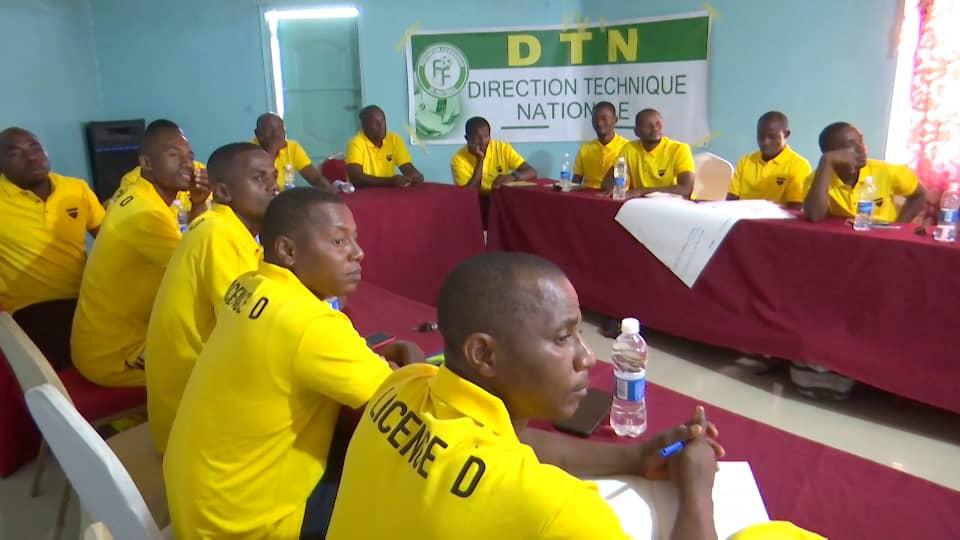 image Une vingtaine de techniciens de Mohéli en formation de licence D